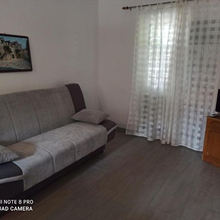 Apartment Kosor Zaboric Bagian luar foto