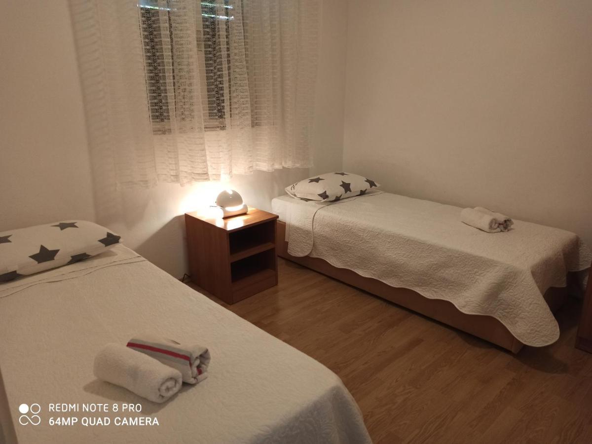 Apartment Kosor Zaboric Bagian luar foto