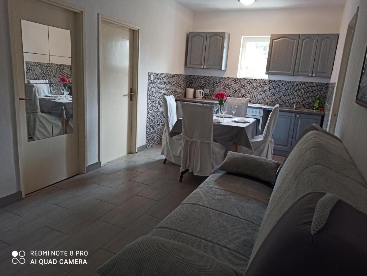 Apartment Kosor Zaboric Bagian luar foto
