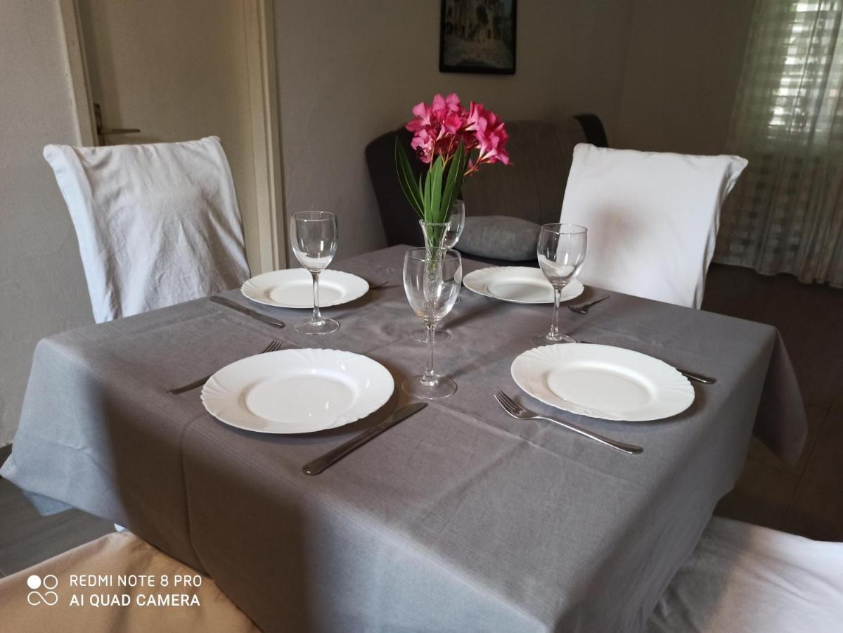 Apartment Kosor Zaboric Bagian luar foto